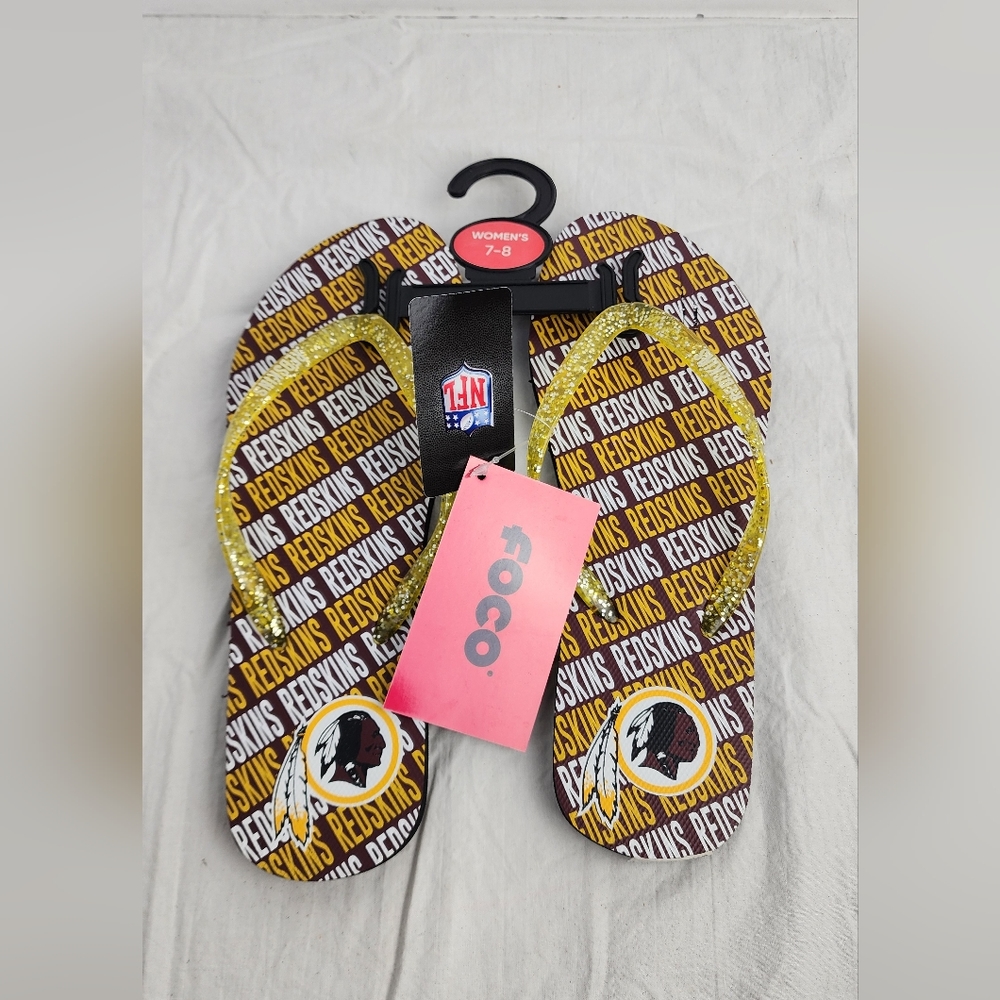 ❤️ NWT NFL WASHINGTON REDSKINS WOMEN'S FLIP FLOPS SIZE 7-8 MEDIUM ❤️